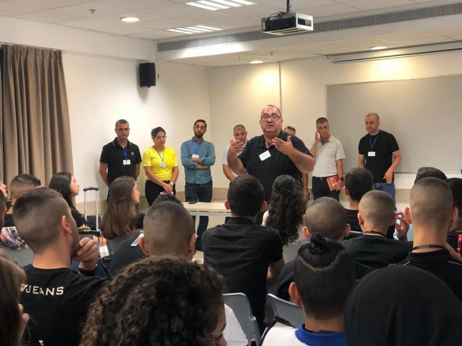 سفراء في الشبكة : منتدى القيادات الشابة